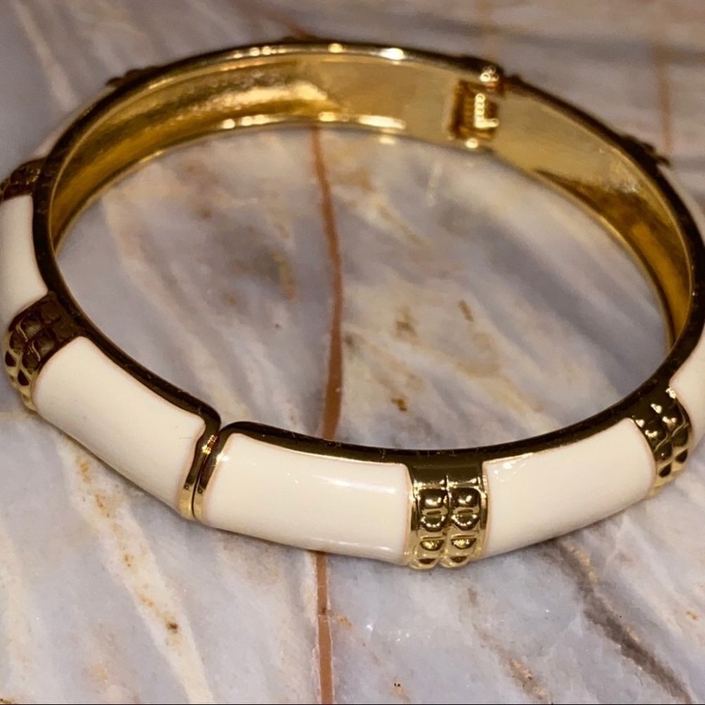 Gorgeous White Gold Bracelet‎